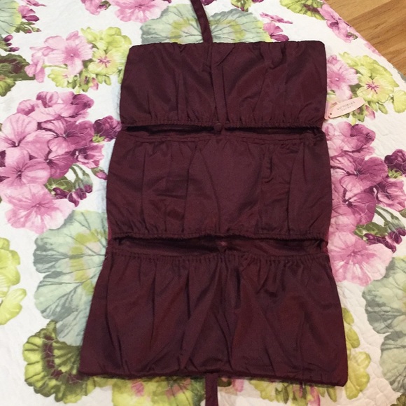 Victoria Secret lingerie holder NWT - Picture 3 of 6